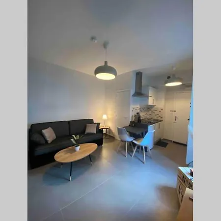 Studio Cocooning Desjardins Apartman *